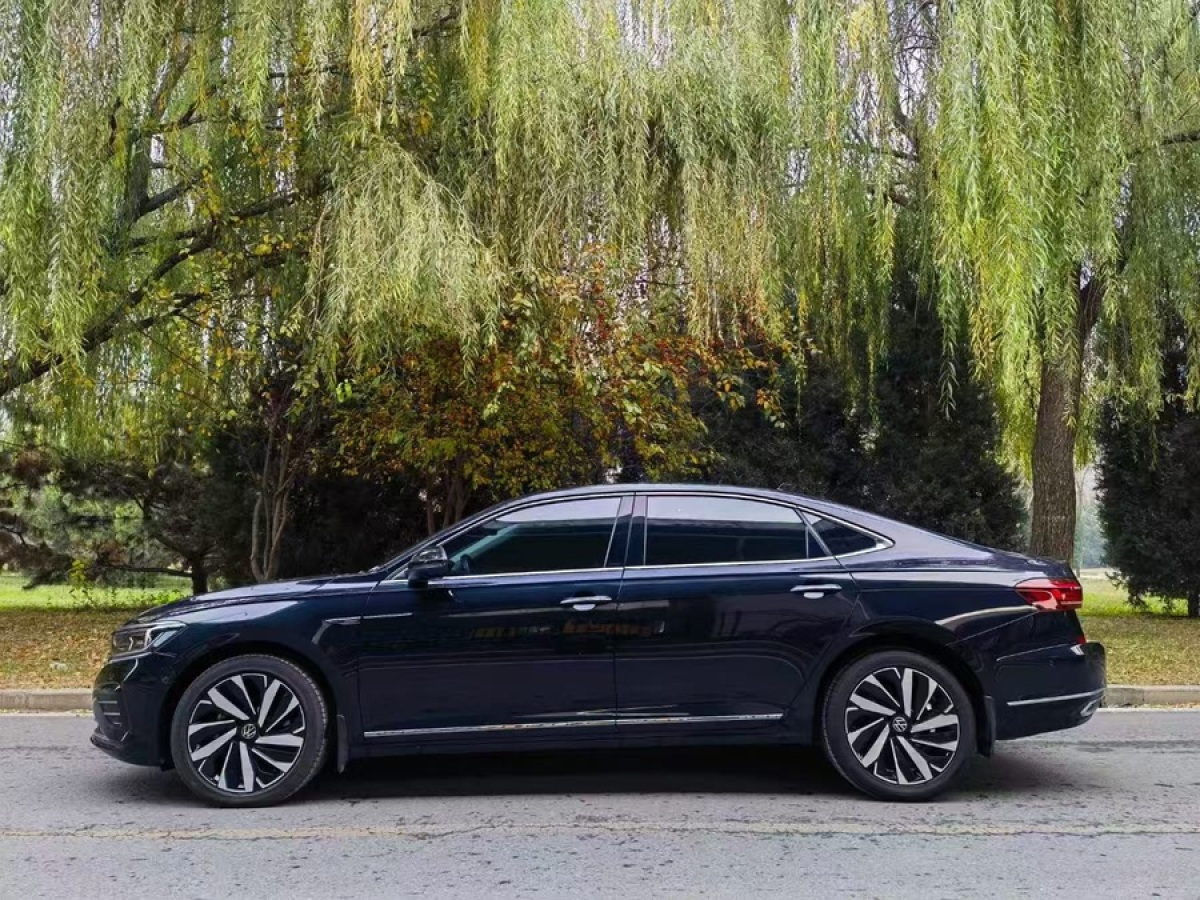 大眾 帕薩特  2022款 330TSI 星空精英版圖片