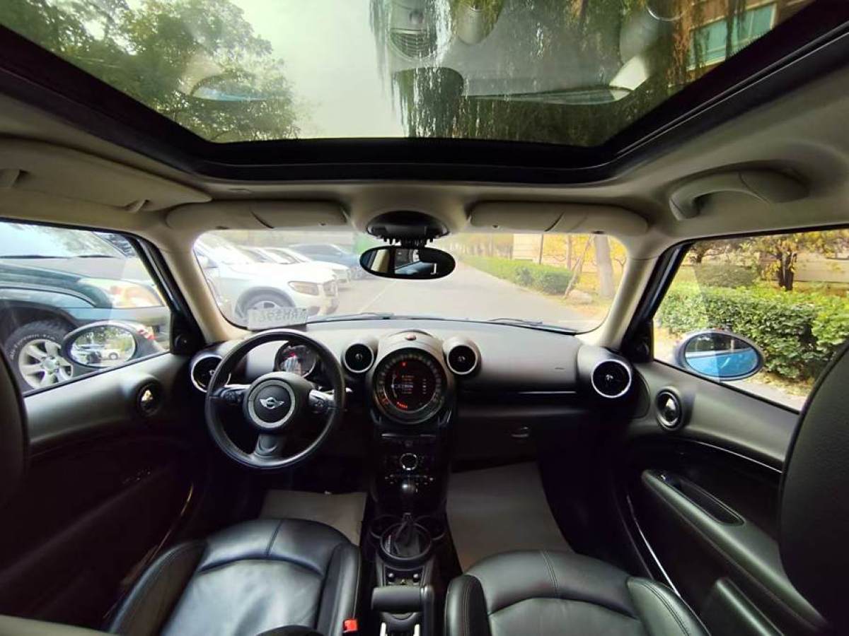 MINI COUNTRYMAN  2016款 1.6T COOPER ALL4 Excitement裝備控圖片