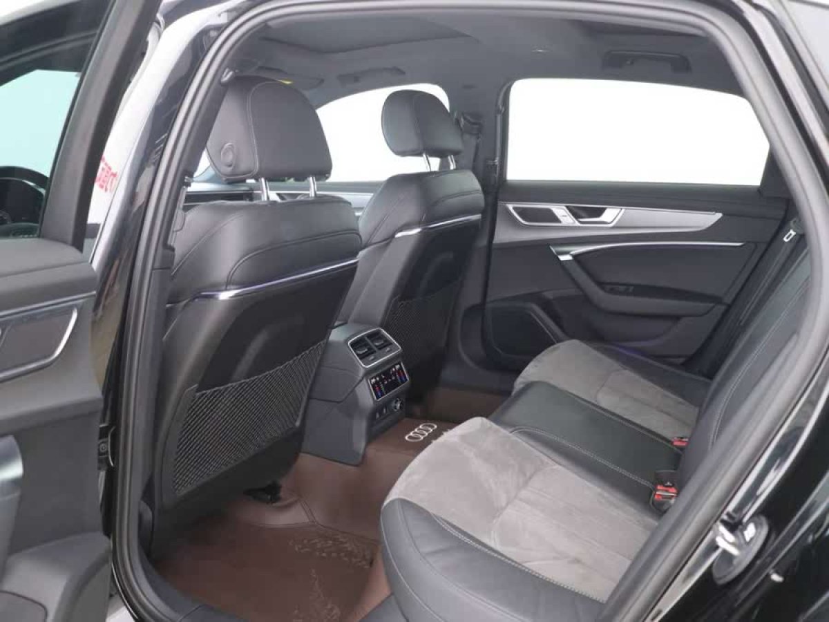 奧迪 奧迪A6L  2024款 45 TFSI 臻選動感型圖片