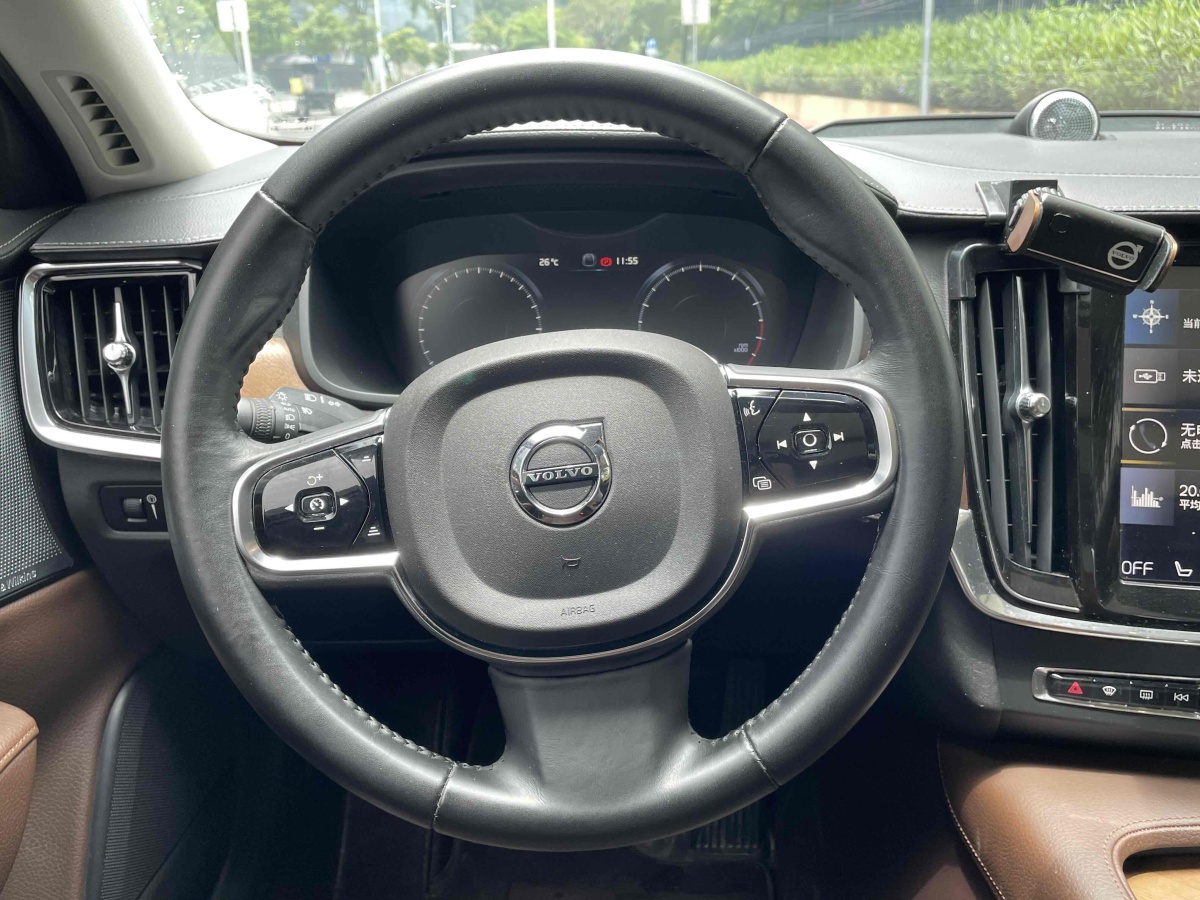 沃爾沃 S90  2020款 改款 T5 智遠(yuǎn)豪華版圖片