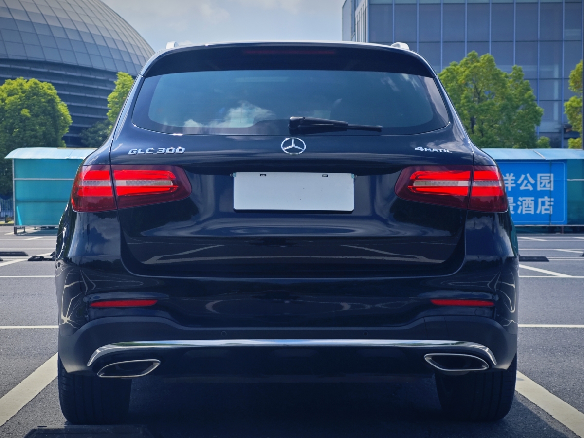 奔馳 奔馳GLC  2017款 GLC 300 4MATIC 動感型圖片