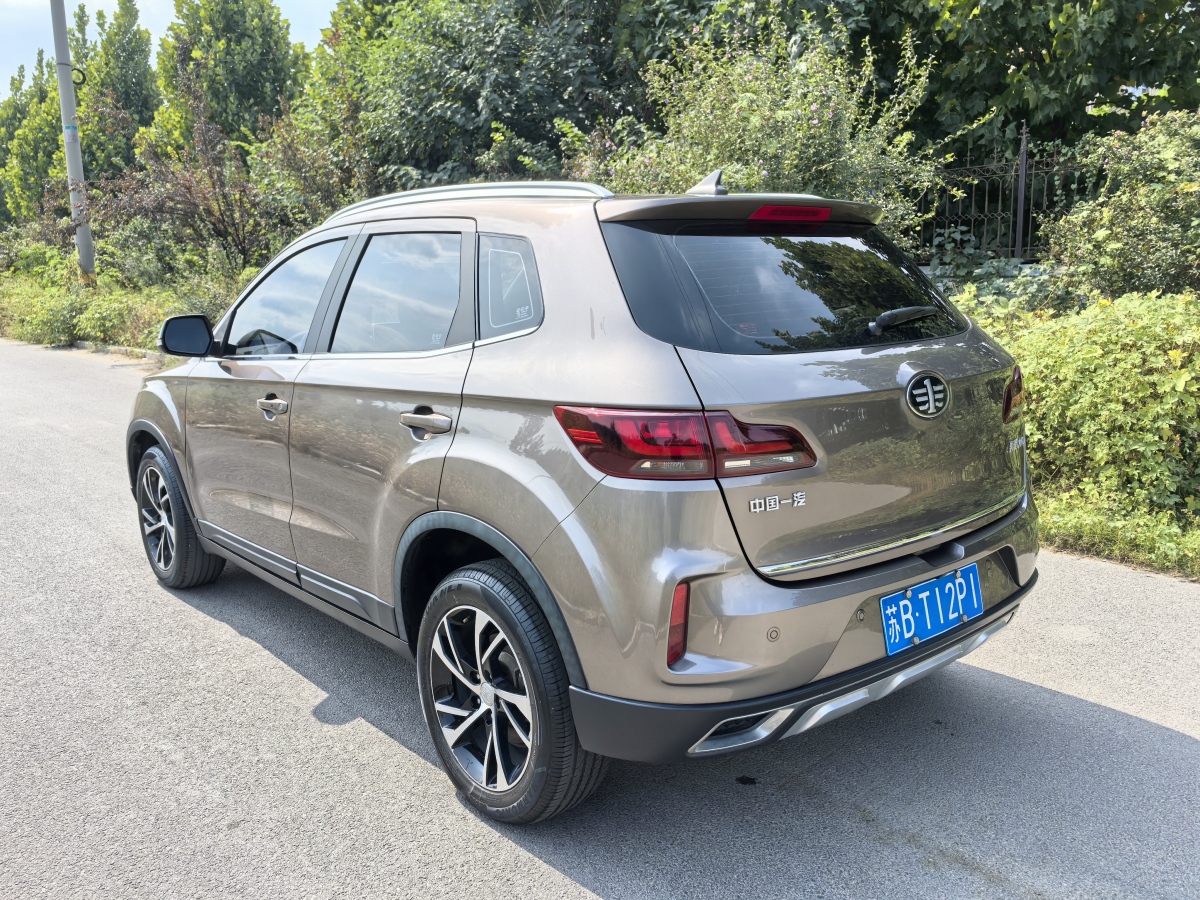 奔騰 X40  2019款 1.6L 自動豪華型圖片