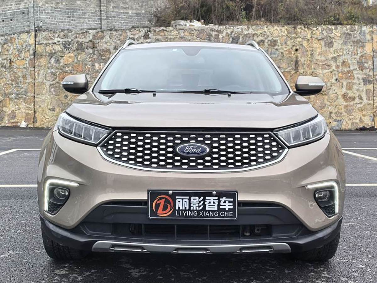 福特 領(lǐng)界  2019款  EcoBoost 145 CVT鉑領(lǐng)型 國(guó)VI圖片