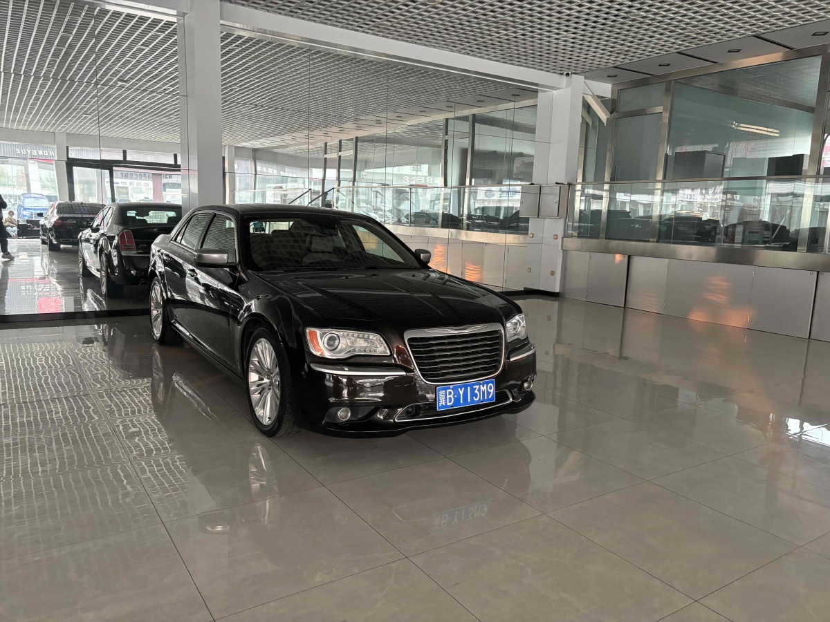 克萊斯勒 300C  2013款 3.6L 尊適版圖片