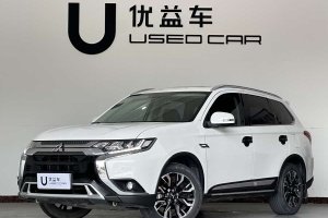 歐藍(lán)德 三菱 2.4L 四驅(qū)致享版 5座