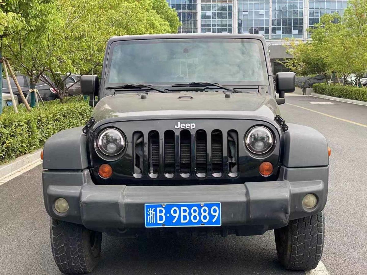 2009年7月Jeep 牧馬人  2009款 3.8L Rubicon 兩門版