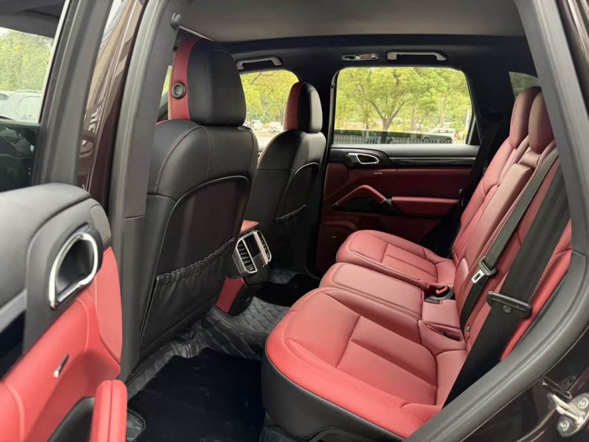 保時(shí)捷 Cayenne  2015款 Cayenne 3.0T圖片
