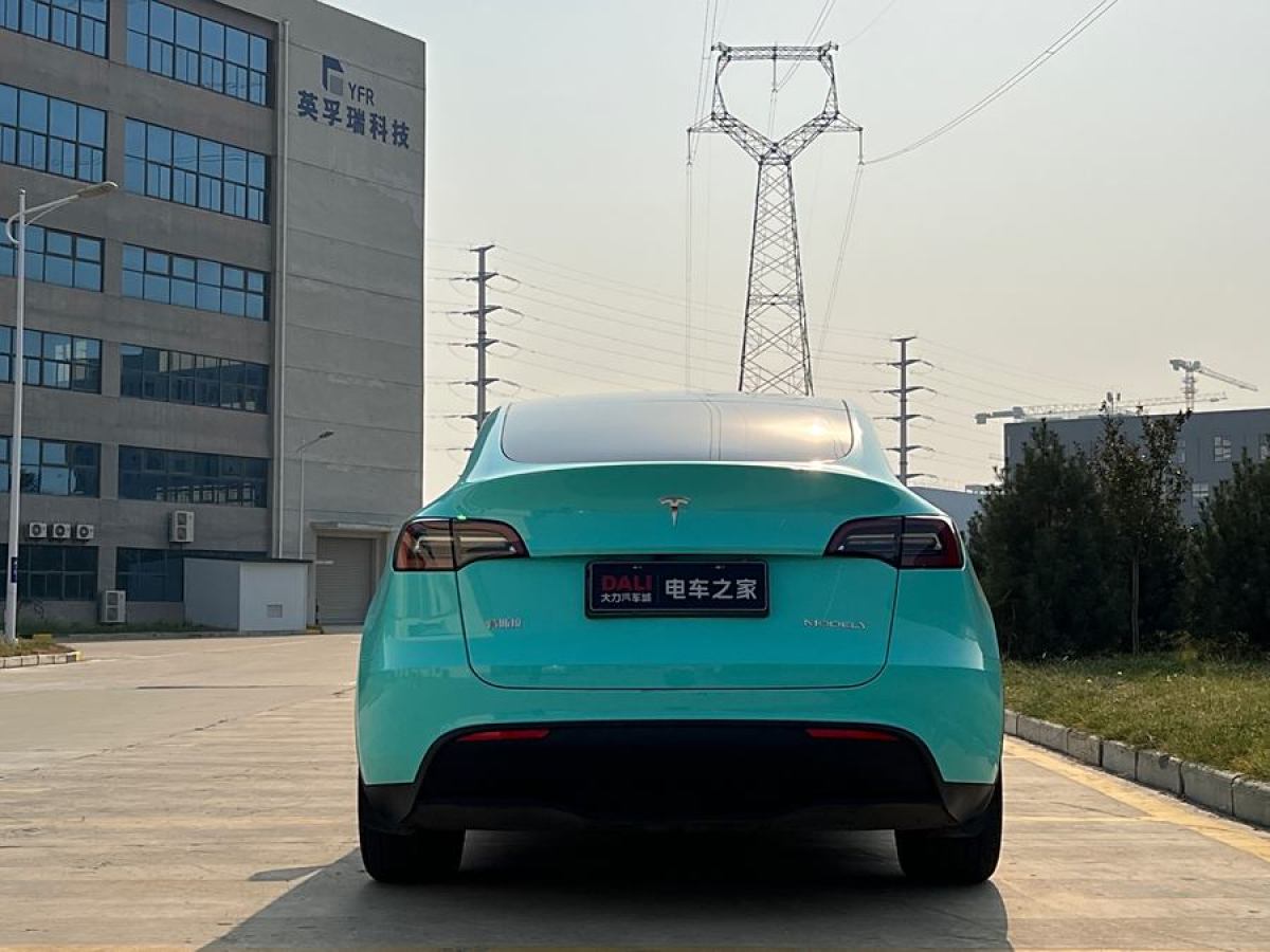 特斯拉 Model Y  2023款 煥新版 后輪驅(qū)動(dòng)圖片