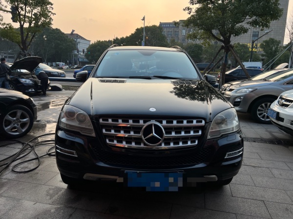 奔驰 奔驰M级  2010款 ML 300 4MATIC