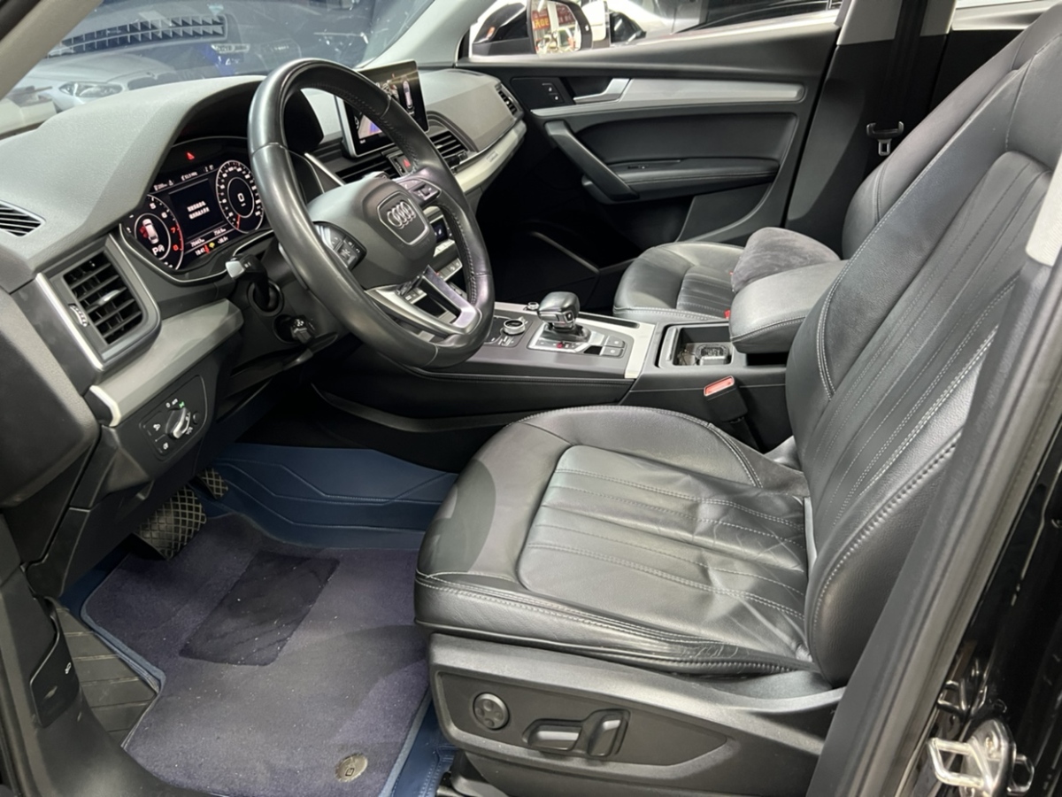 奧迪 奧迪Q5L  2020款 40 TFSI 榮享時尚型圖片