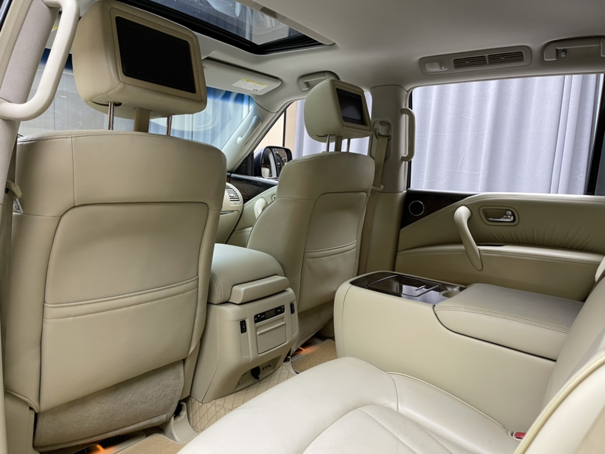 英菲尼迪 QX  2011款 QX56圖片