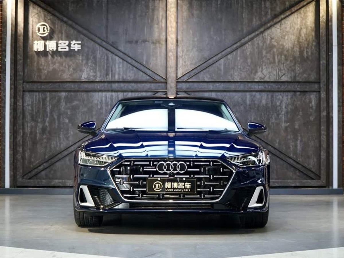 奧迪 奧迪A7L  2024款 55TFSI quattro S-line 志遠(yuǎn)型 流晶套裝圖片