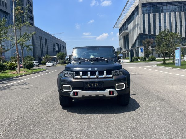 北京 BJ40  2023款 2.0T 自动四驱城市猎人版侠客型