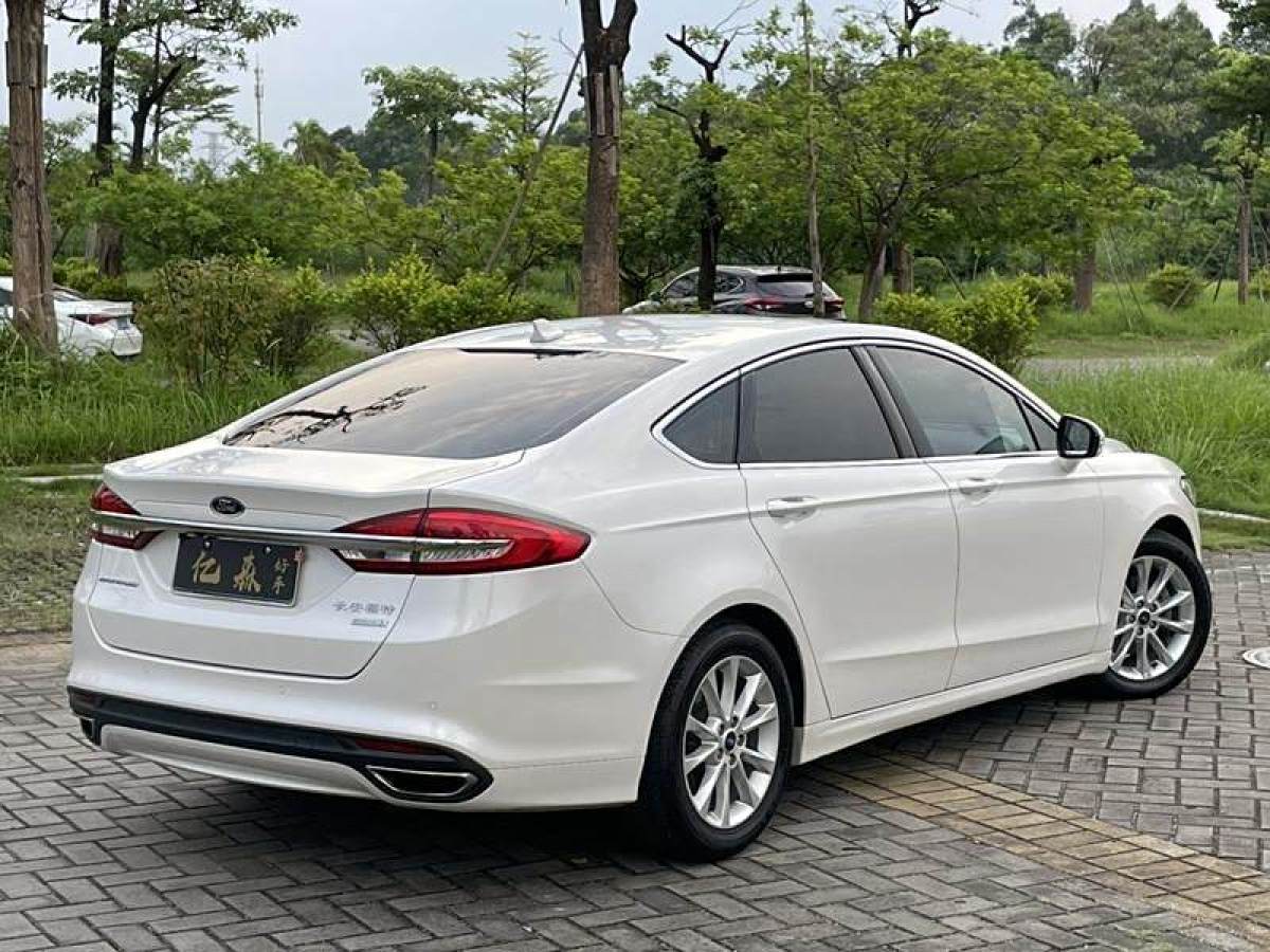 2018年7月福特 蒙迪歐  2018款 EcoBoost 180 時(shí)尚型