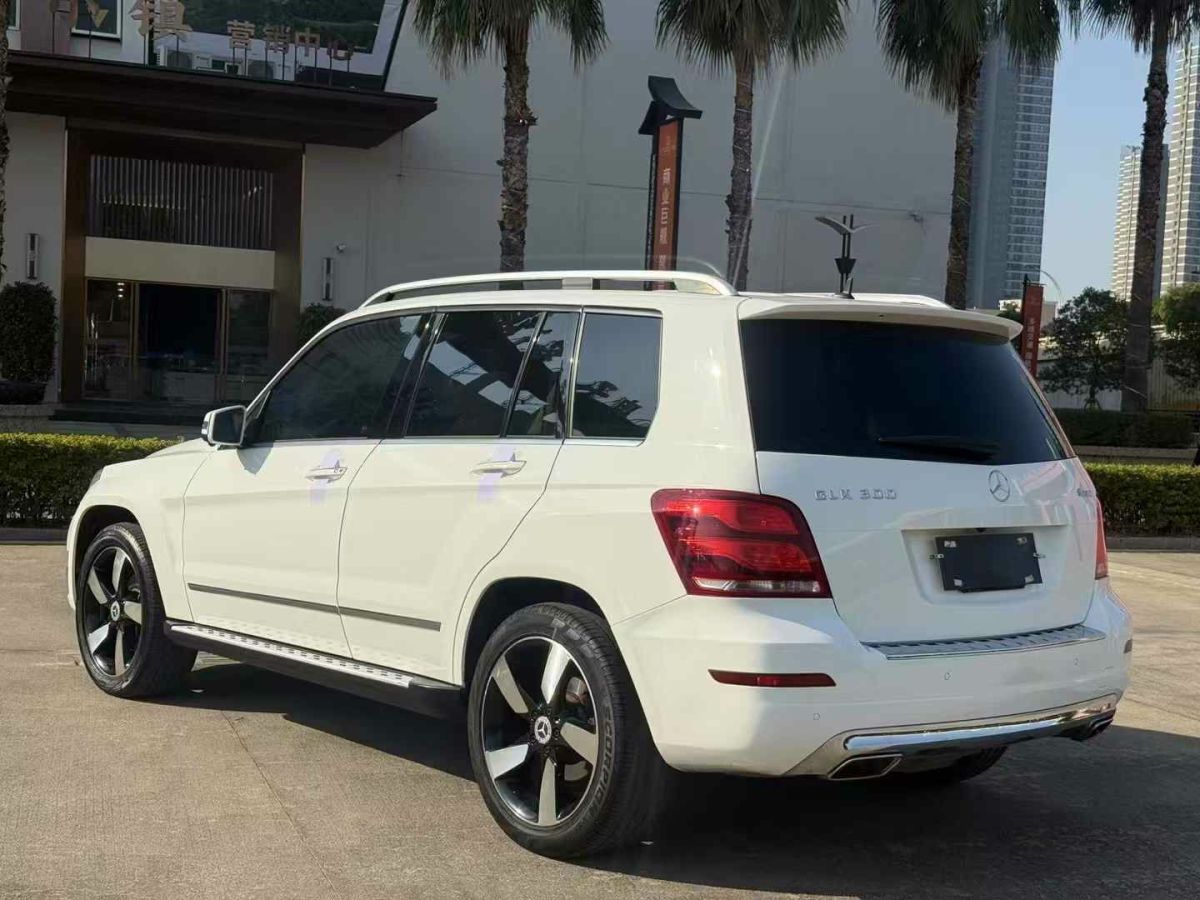 奔馳 奔馳GLK級(jí)  2014款 GLK 260 4MATIC 動(dòng)感型圖片