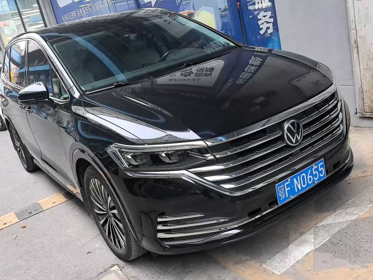 大眾 威然  2023款 改款 380TSI 尊貴版圖片