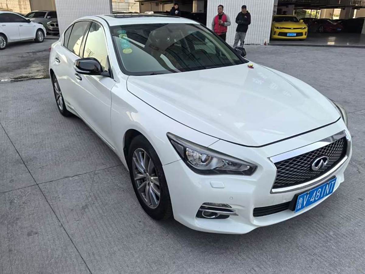 英菲尼迪 Q50L  2016款 2.0T 悅享版圖片