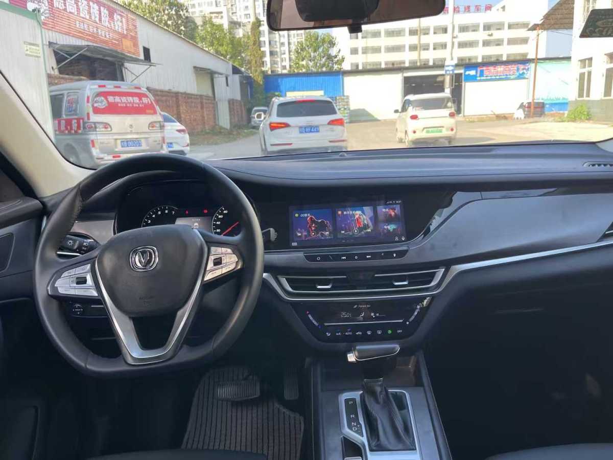 2020年8月長(zhǎng)安 CS35 PLUS  2019款 1.4T 自動(dòng)酷聯(lián)藍(lán)鯨版