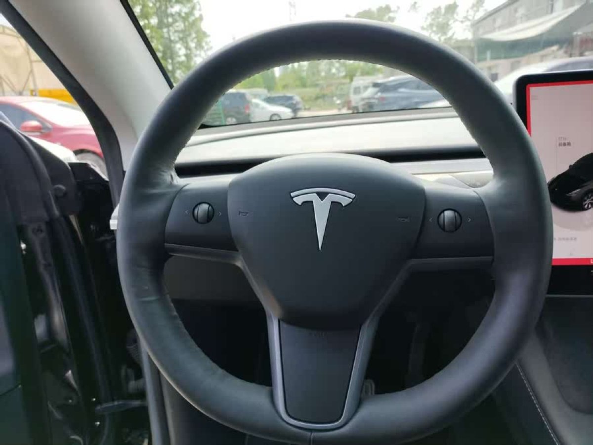 特斯拉 Model Y  2022款 改款 后輪驅(qū)動版圖片
