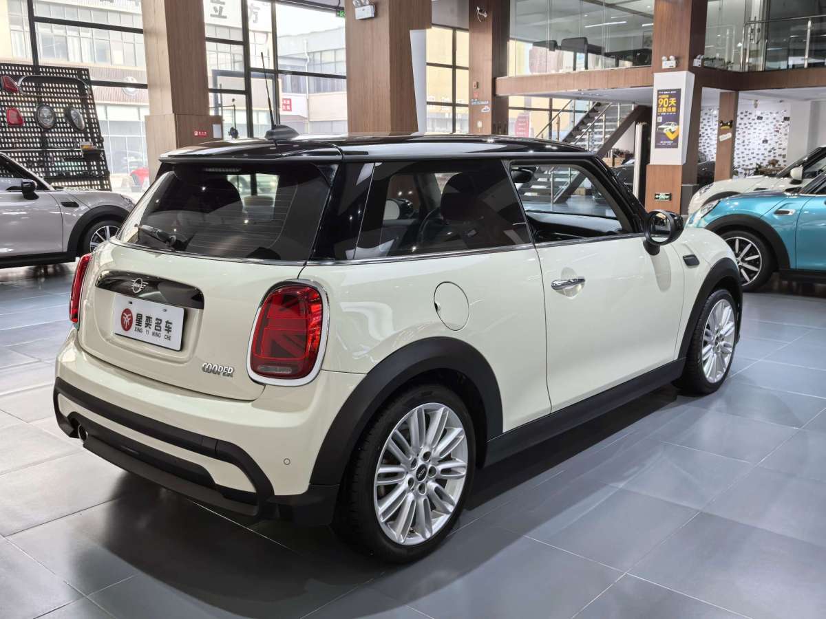 2021年6月MINI MINI  2022款 1.5T COOPER 經(jīng)典派