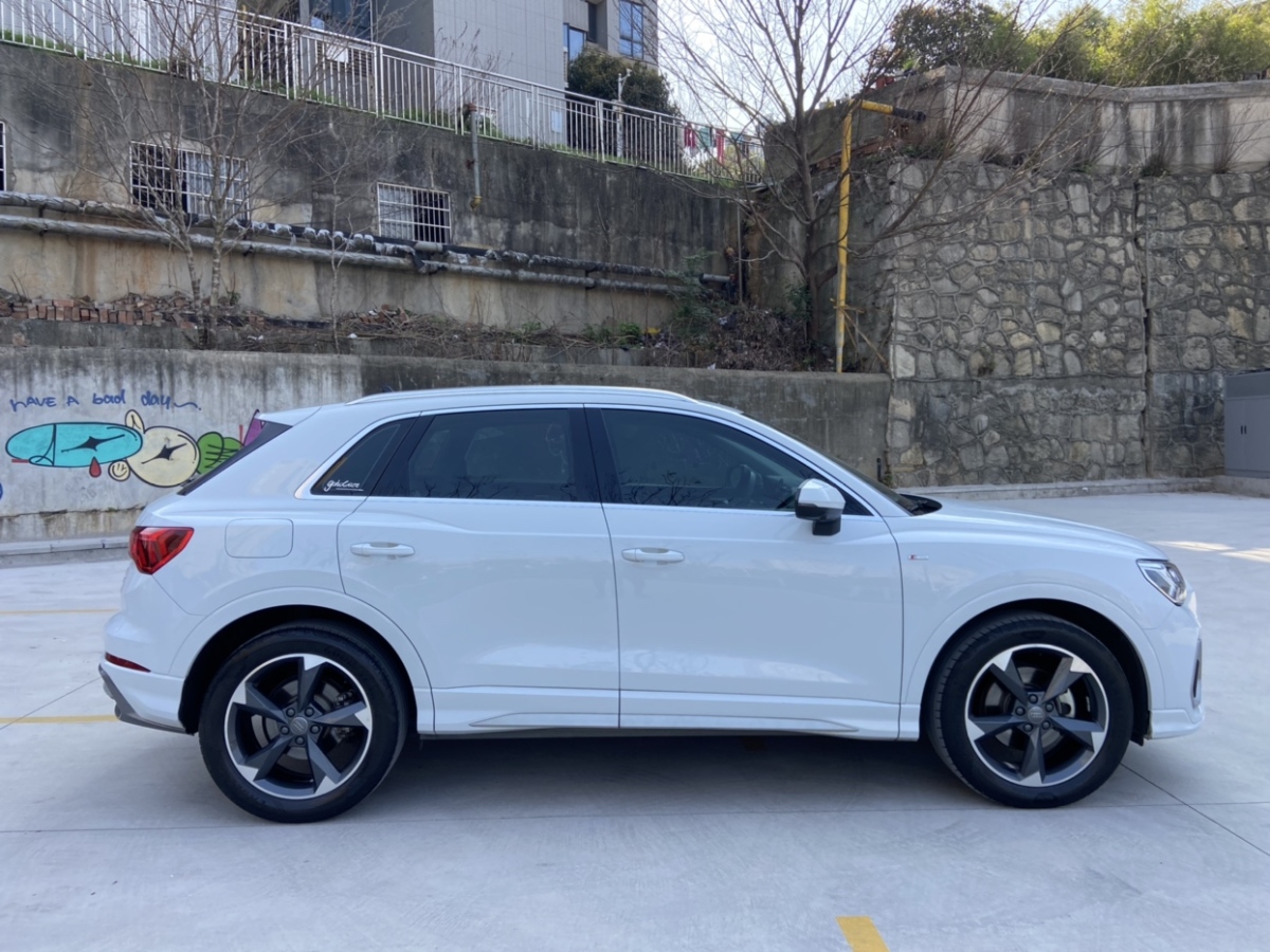 奧迪 奧迪Q3  2024款 35 TFSI 時尚動感型圖片