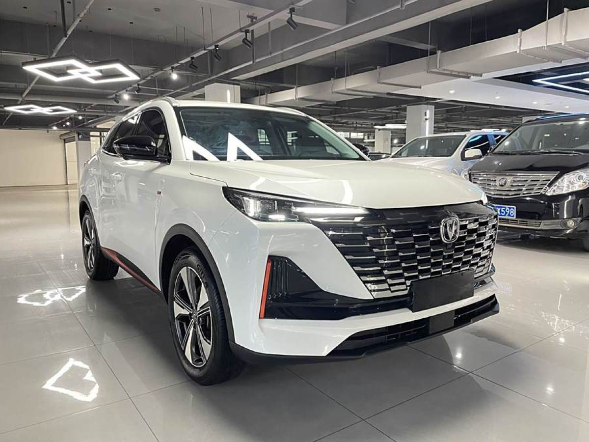 長(zhǎng)安 CS55 PLUS  2022款 藍(lán)鯨版 1.5T DCT尊貴型圖片