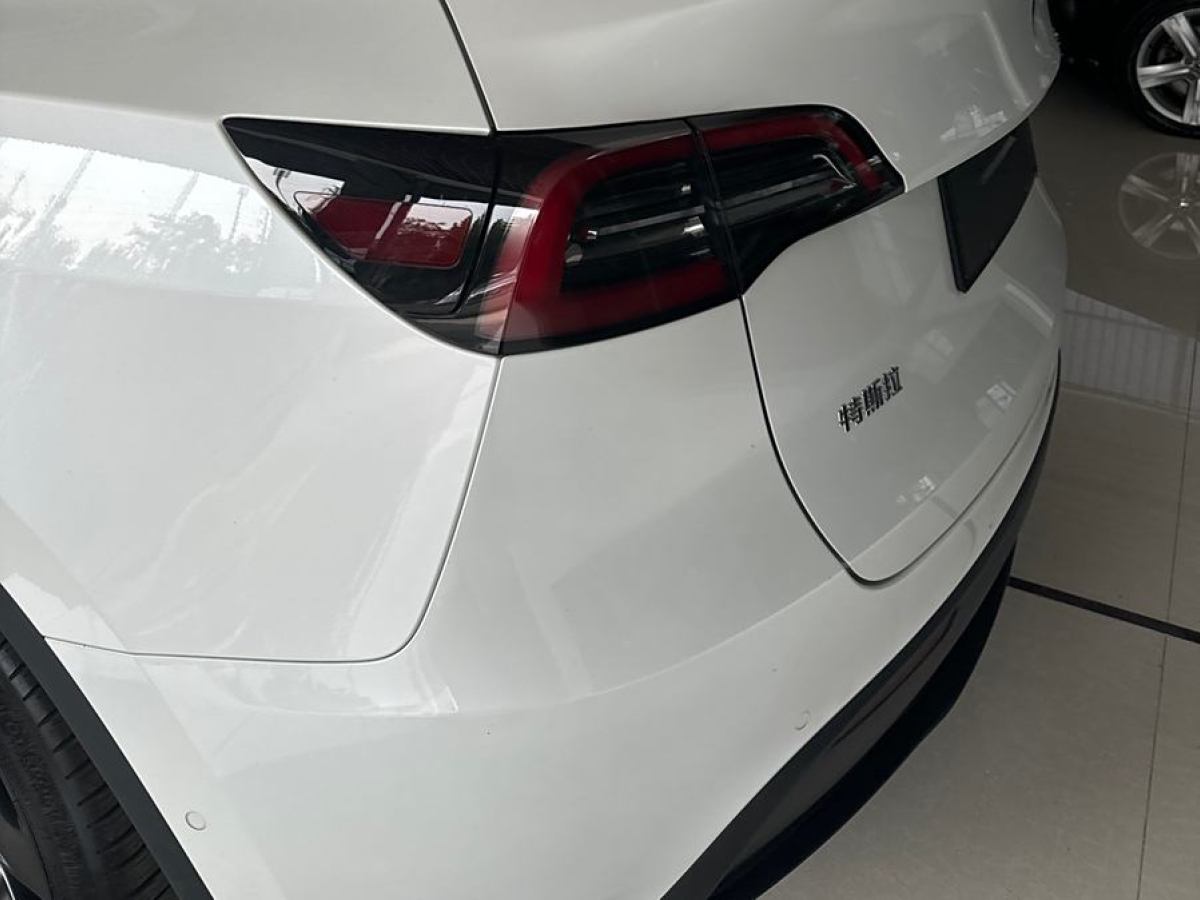 特斯拉 Model 3  2022款 改款 長(zhǎng)續(xù)航全輪驅(qū)動(dòng)版圖片