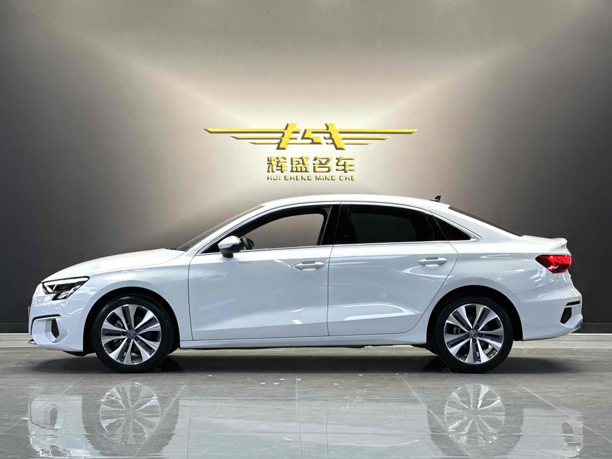 奧迪 奧迪A3  2021款 Sportback 35 TFSI 進(jìn)取致雅型圖片