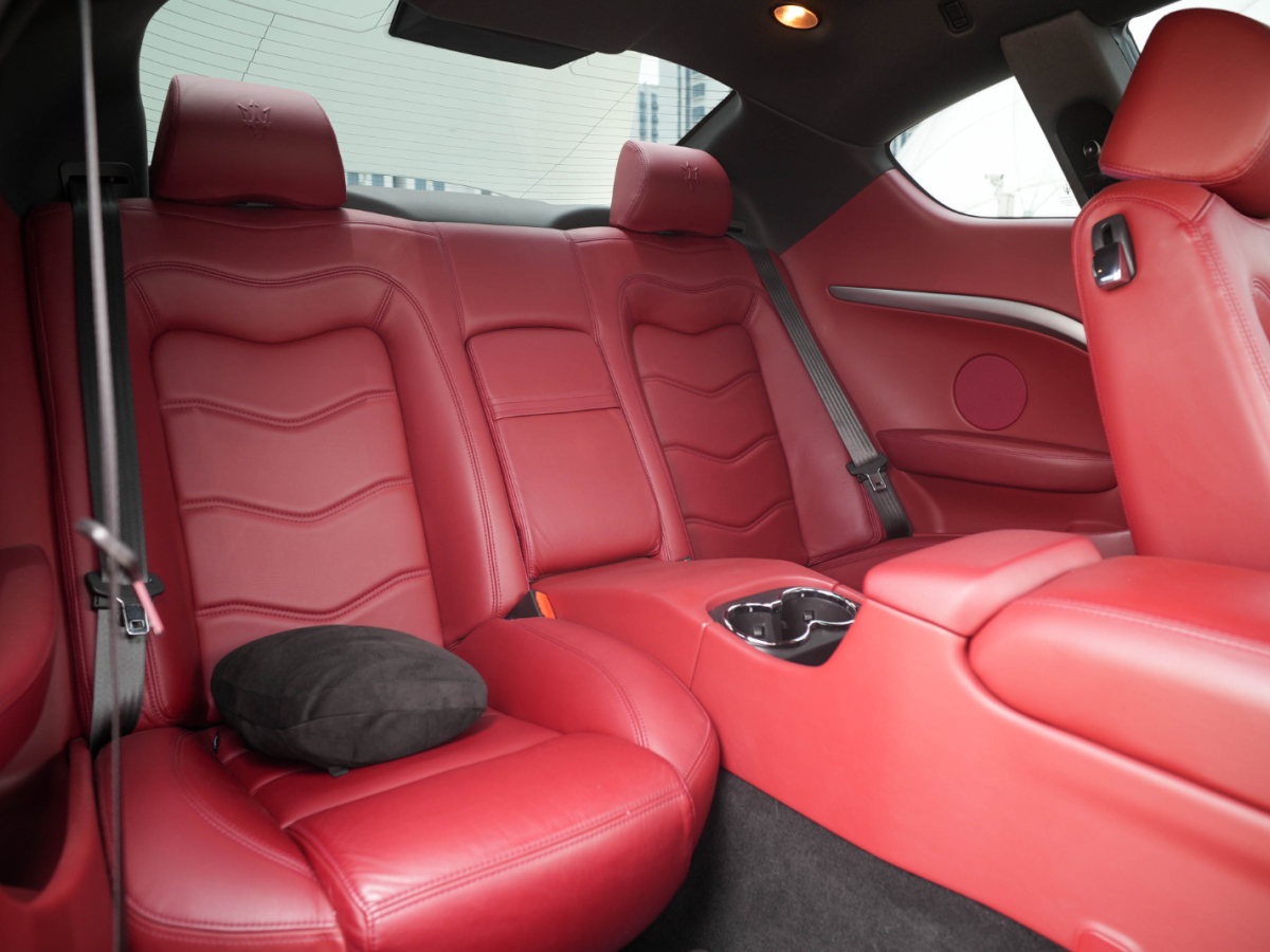 瑪莎拉蒂 GranTurismo  2007款 4.2L 標(biāo)準(zhǔn)版圖片