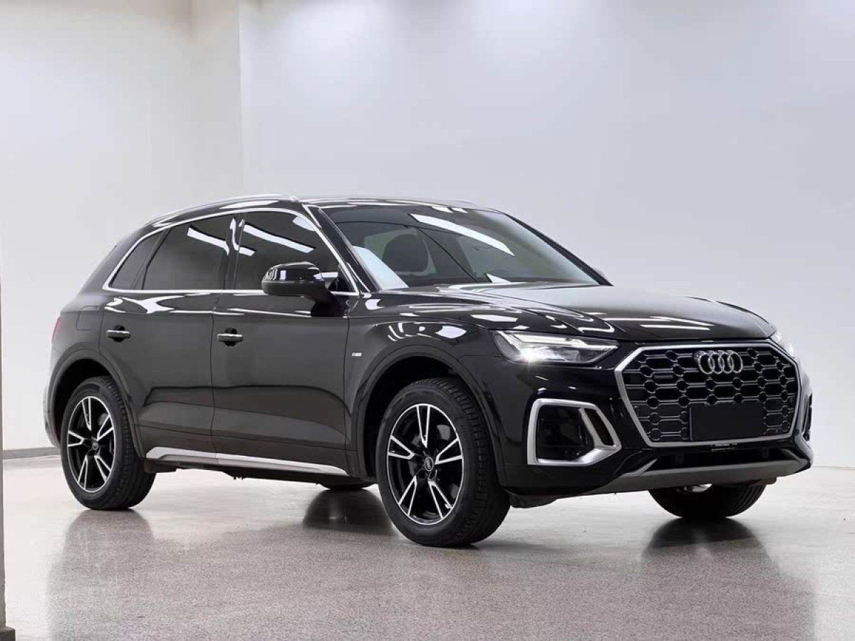 奧迪 奧迪Q5L  2022款 改款 40T 豪華動感型圖片