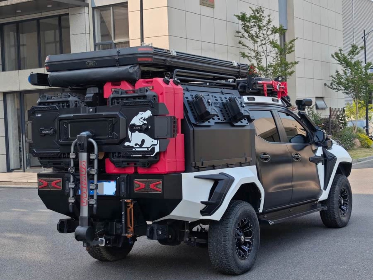 日產 納瓦拉  2024款 2.5L 自動四驅尊貴型封閉廂車圖片