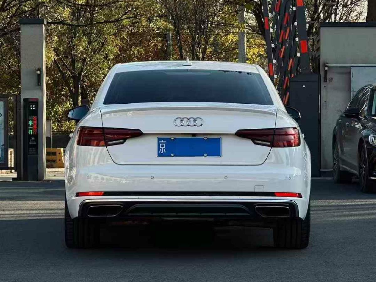 奧迪 奧迪A4  2019款 45 TFSI allroad quattro 時(shí)尚型圖片