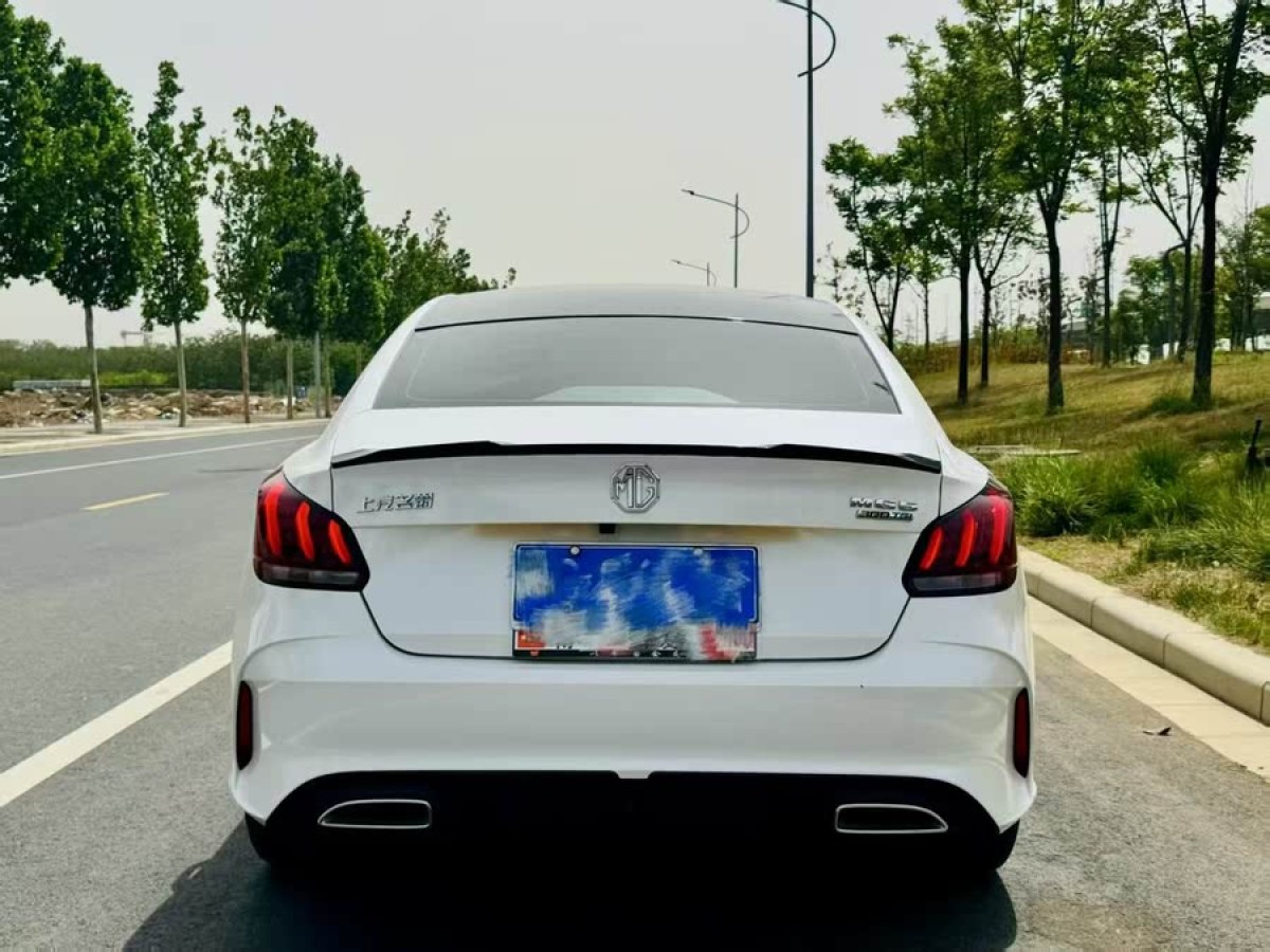 名爵 名爵5  2021款 改款 300TGI DCT青奢豪享版圖片