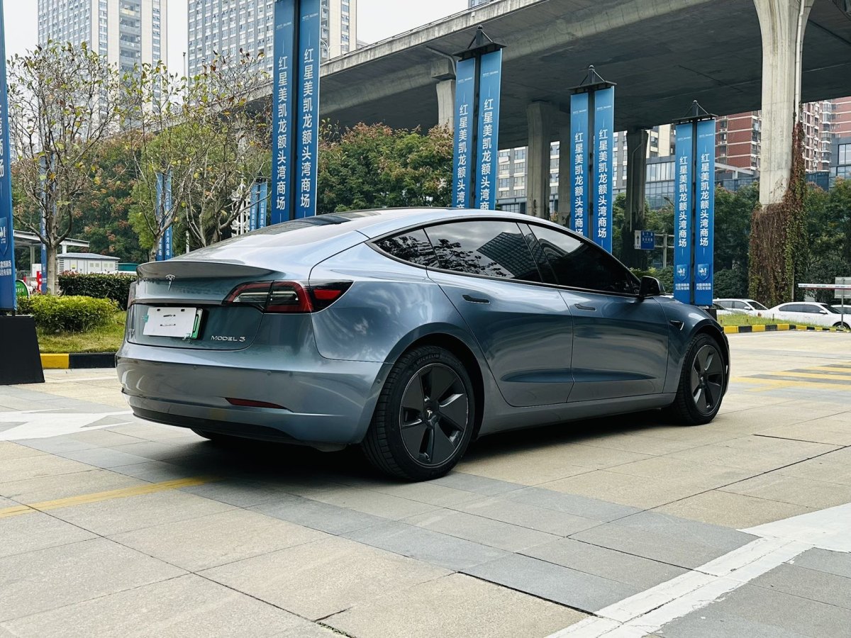 特斯拉 Model Y  2022款 改款 后輪驅(qū)動(dòng)版圖片