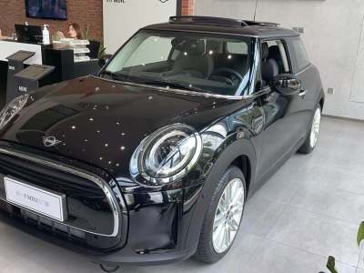 2021年7月 MINI MINI 改款 1.5T COOPER 经典派图片