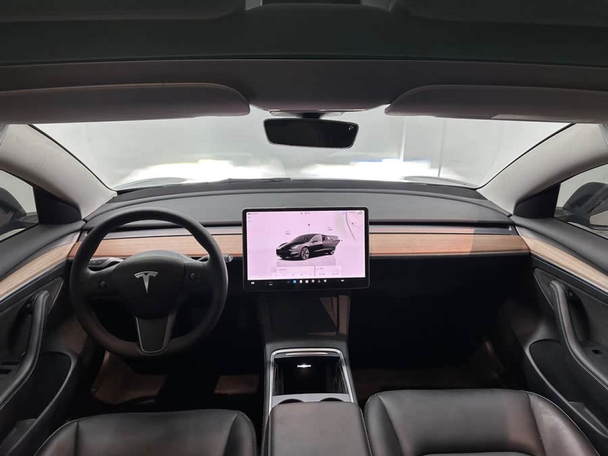 特斯拉 Model 3  2023款 煥新版 后輪驅(qū)動(dòng)圖片