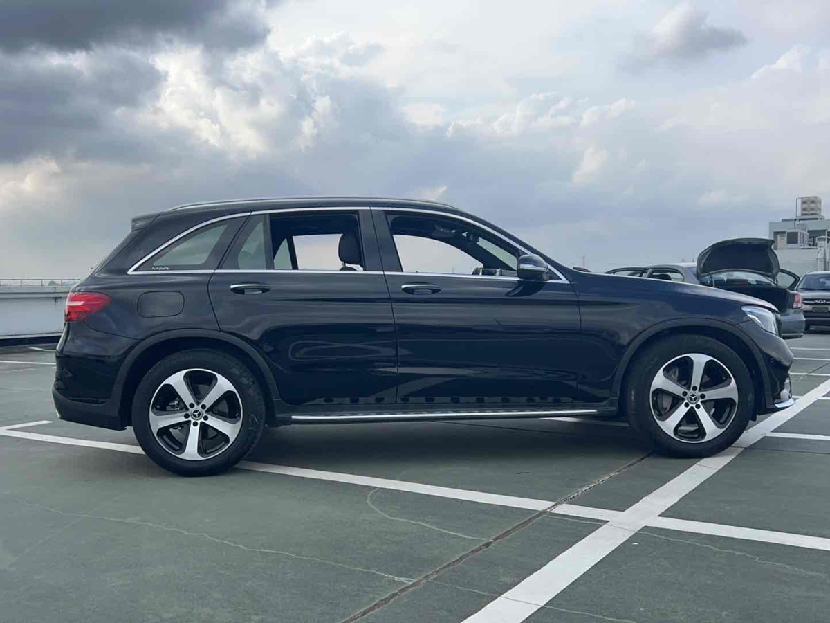 奔馳 奔馳GLC  2018款 改款 GLC 260 4MATIC 豪華型圖片