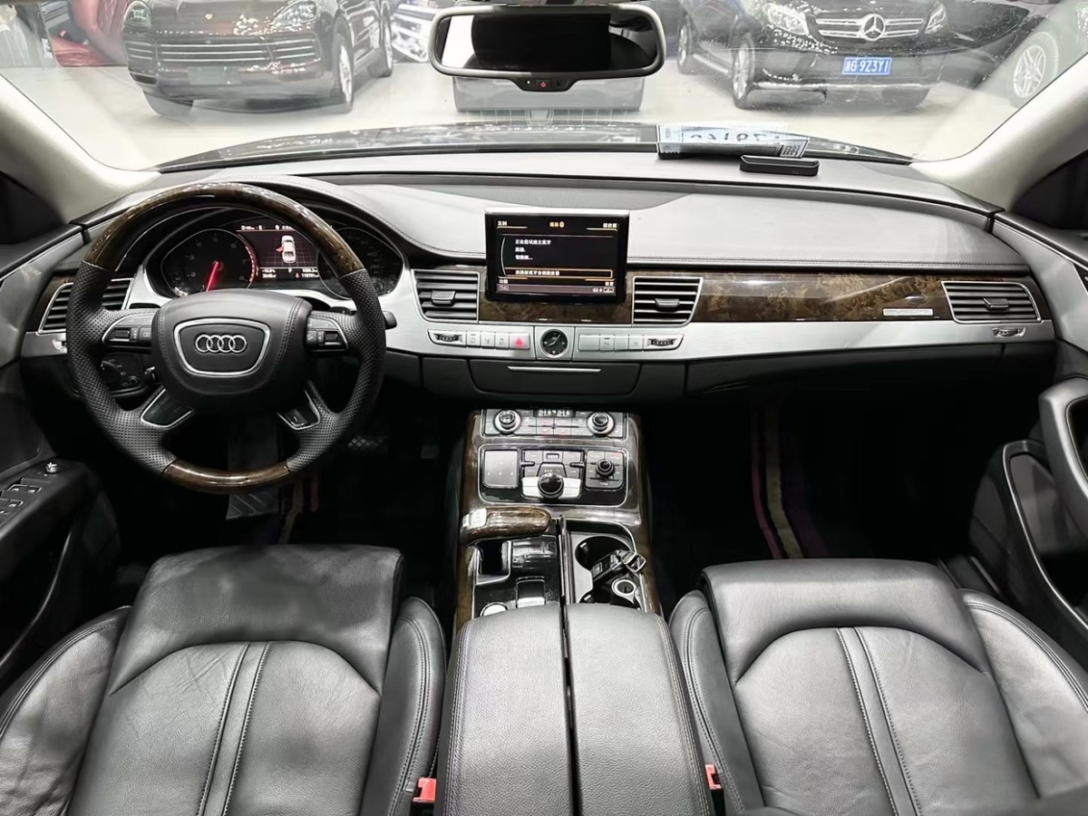 2015年9月奥迪 奥迪A8  2014款 A8L 45 TFSI quattro舒适型