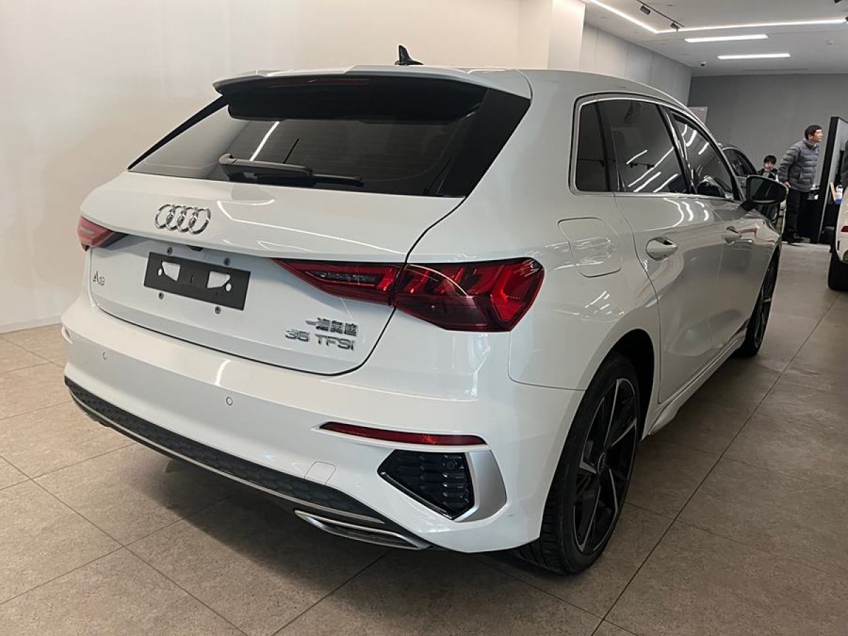 奧迪 奧迪A3  2022款 Sportback 35 TFSI 時尚運動型圖片