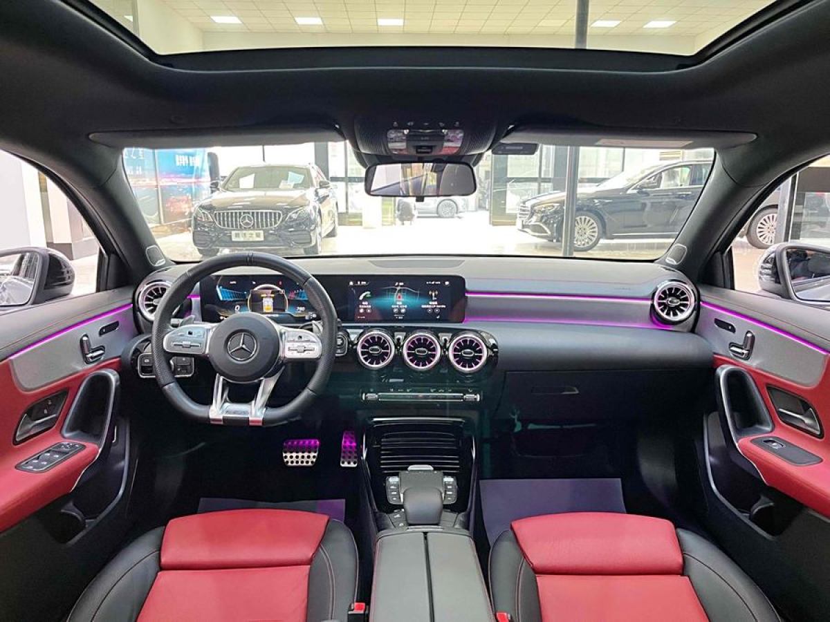 奔驰 奔驰A级AMG  2022款 AMG A 35 4MATIC图片