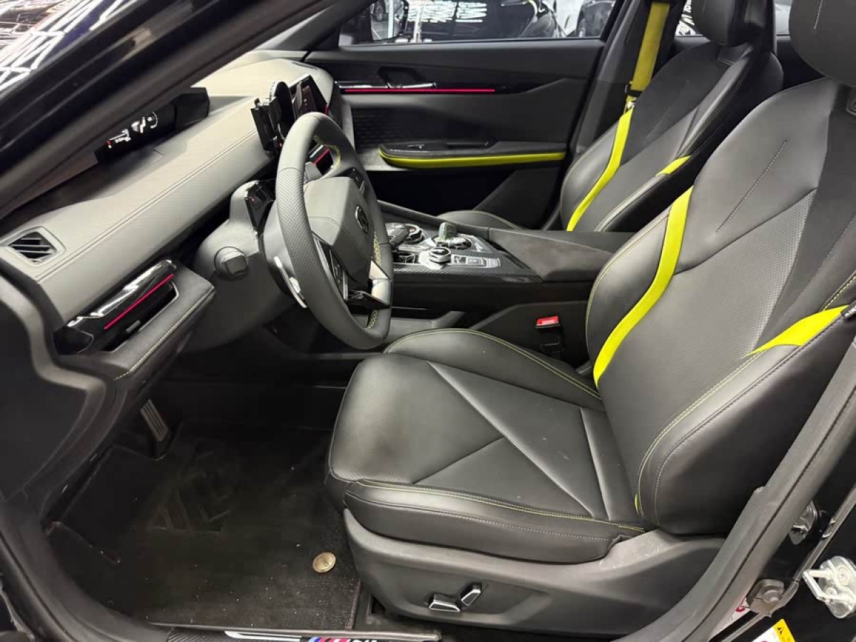 長安 長安UNI-V  2024款 1.5T 尊貴運(yùn)動型圖片