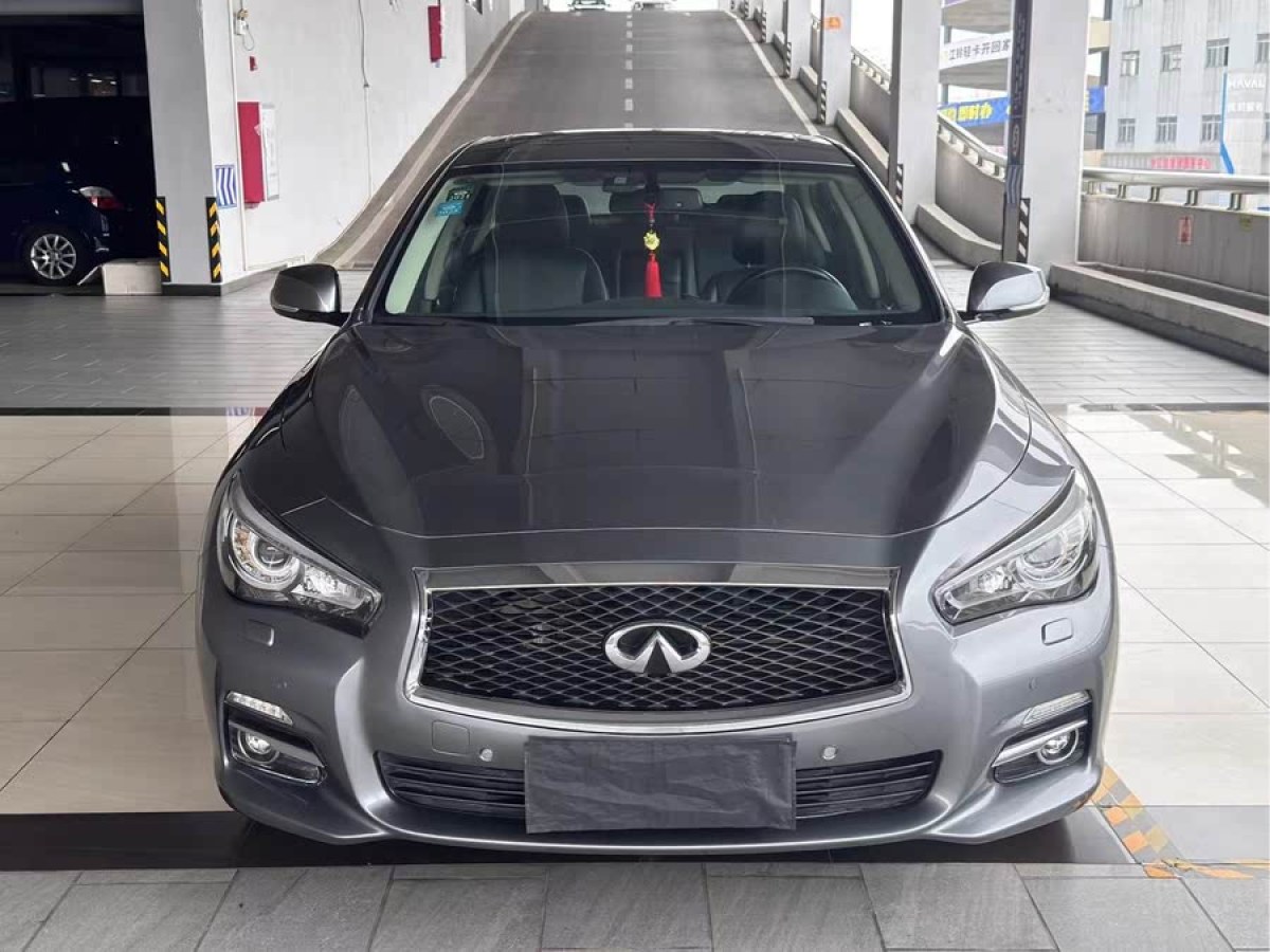 英菲尼迪 Q50L  2016款 2.0T 悅享版圖片