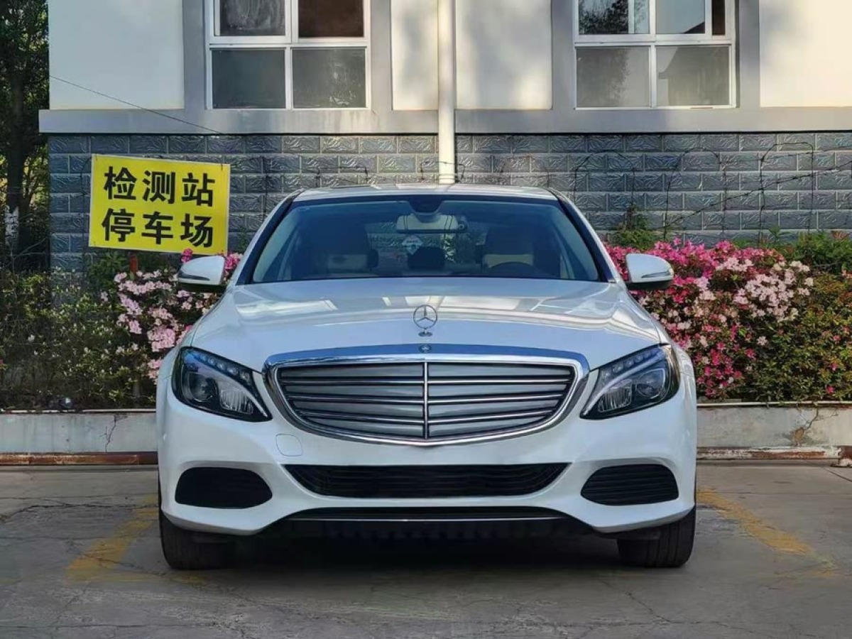 奔馳 奔馳C級(jí)  2017款 改款 C 180 L 時(shí)尚型圖片