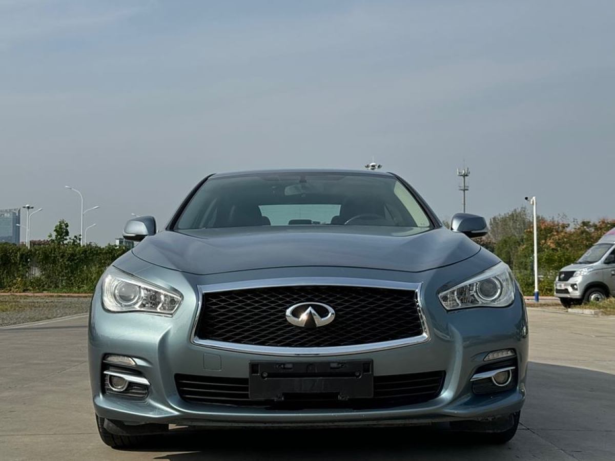 2015年12月英菲尼迪 Q50L  2015款 2.0T 舒適版