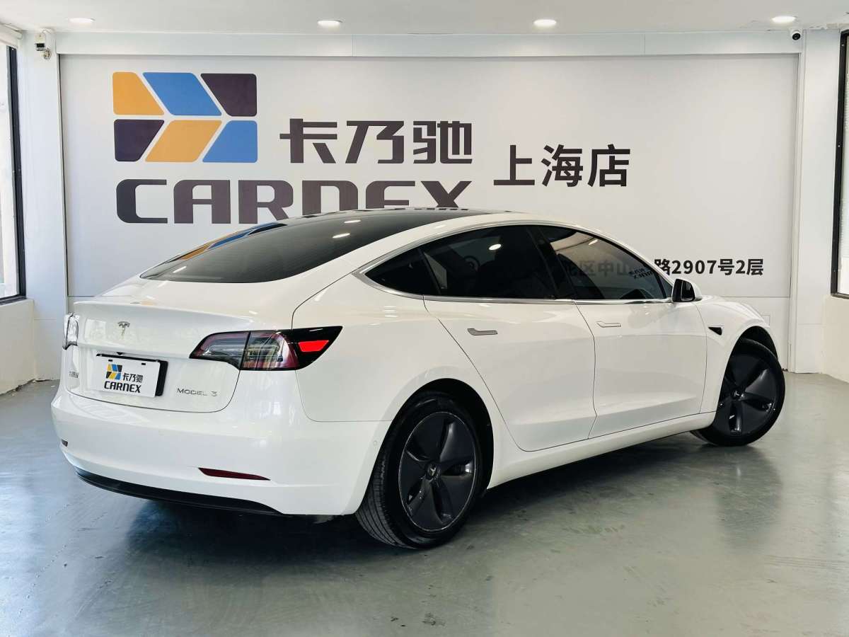 2020年12月特斯拉 Model 3  2020款 改款 標(biāo)準(zhǔn)續(xù)航后驅(qū)升級版