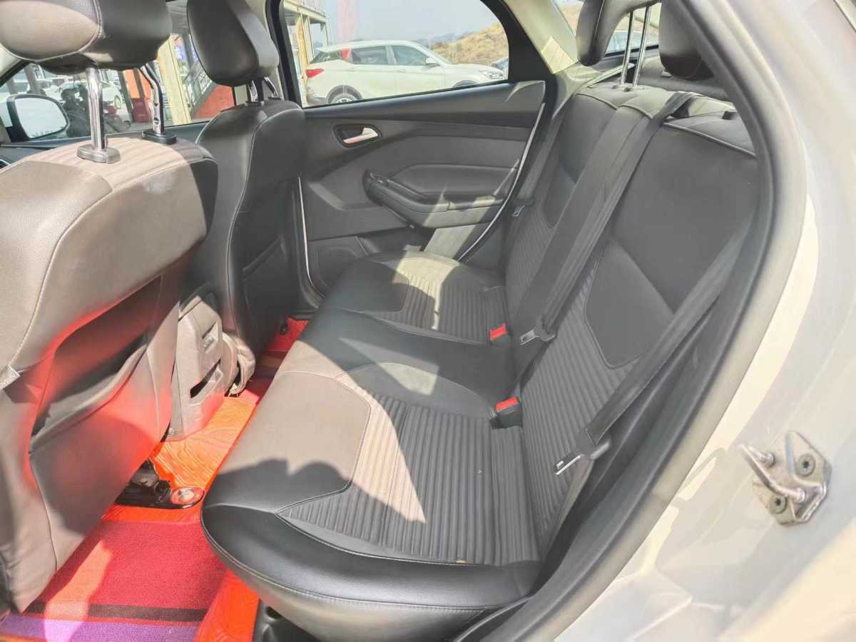 福特 ?？怂? 2018款 三廂經(jīng)典 1.6L 自動風(fēng)尚型智行版圖片