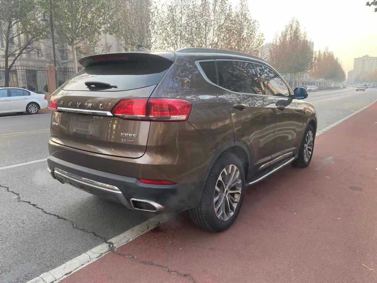 哈弗 H6  2018款 紅標(biāo)H6 COUPE 1.5T DCT兩驅(qū)豪華型圖片