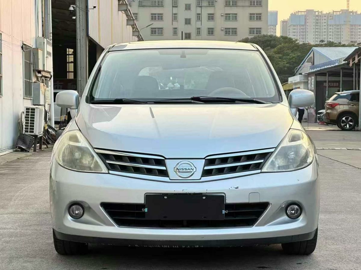 日產(chǎn) 頤達(dá)  2009款 1.6L 自動(dòng)科技版圖片