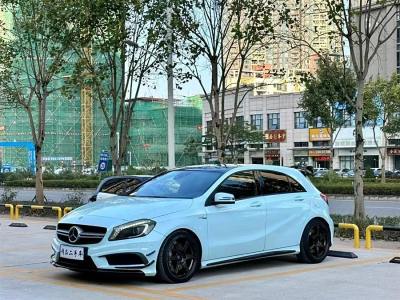 2015年8月 奔馳 奔馳A級(jí)AMG AMG A 45 4MATIC圖片