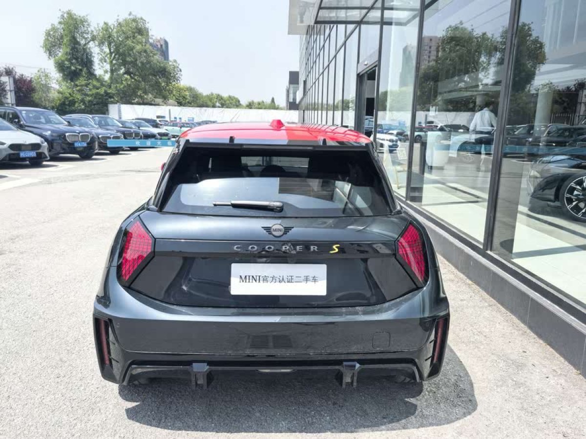 MINI 電動(dòng)MINI COOPER  2024款 452km COOPER SE 賽車手圖片